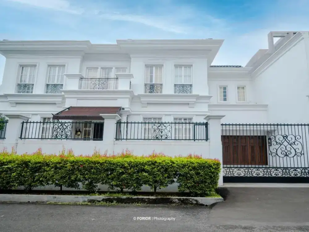 Dijual Rumah Mewah di Jalan Wijayakarta Kuningan Jakarta Selatan