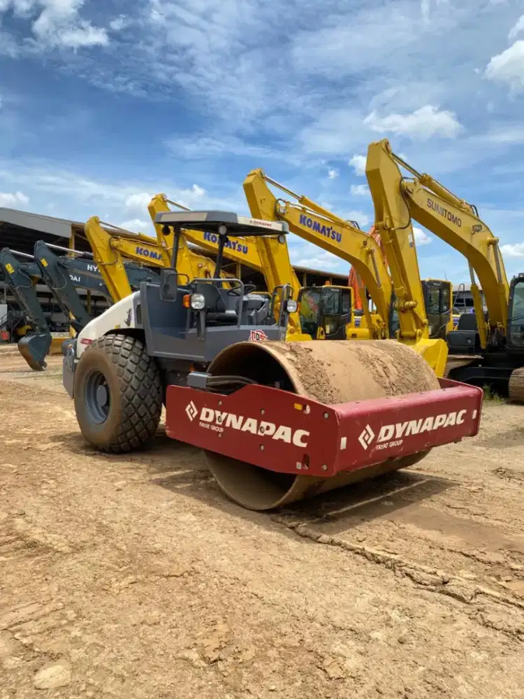 Vibro Dynapac CA30D Tahun 2024