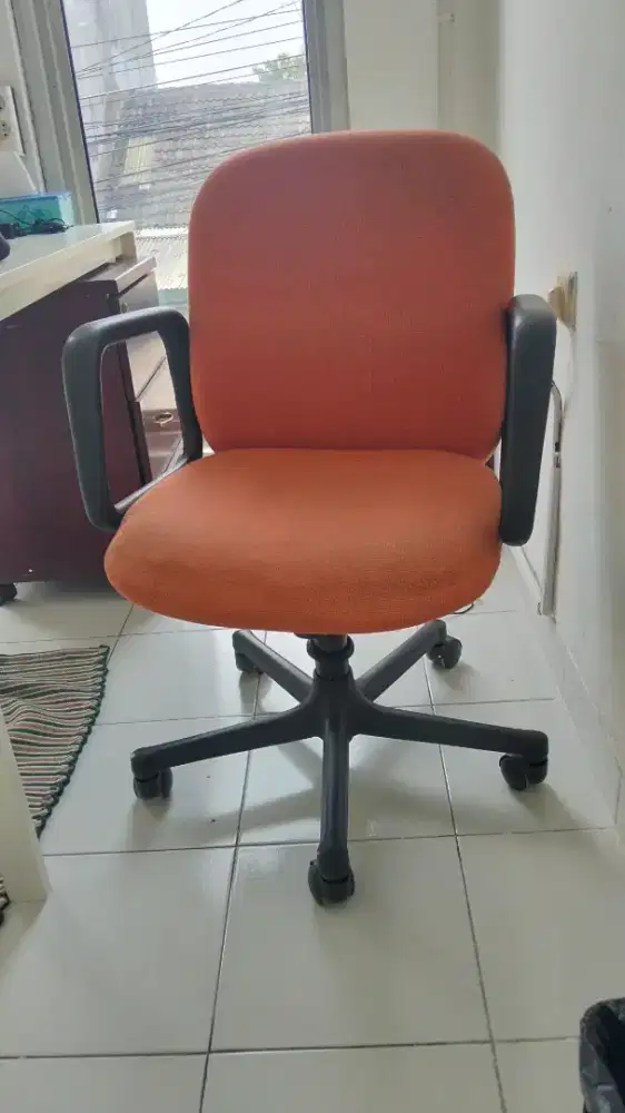 Kursi roda kantor office chair naik turun hidrolik bekas seken second