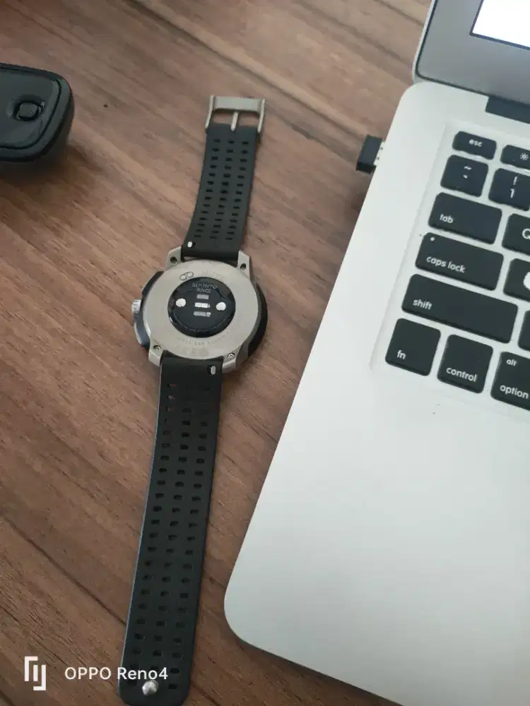 Dijual Smartwatch Suunto Race