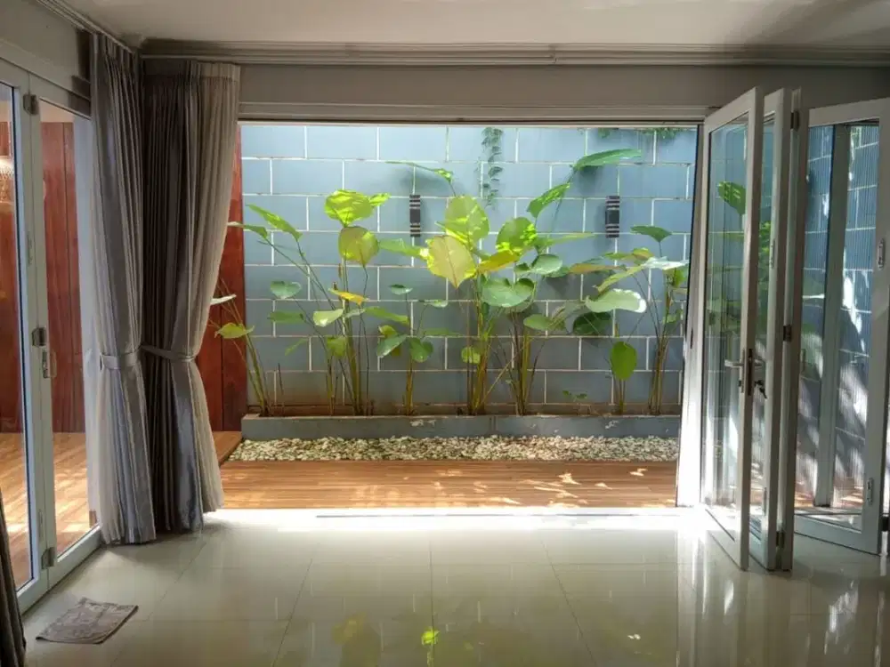 DIJUAL RUMAH RENOVASI TOTAL - LEGENDA WISATA CIBUBUR