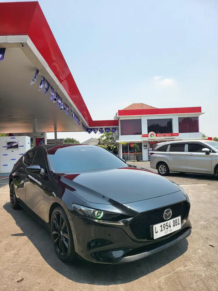 [Gress Mobil Kutisari]Mazda 3 Hatchback 2.0 AT Tahun 2024 Pmk 2025