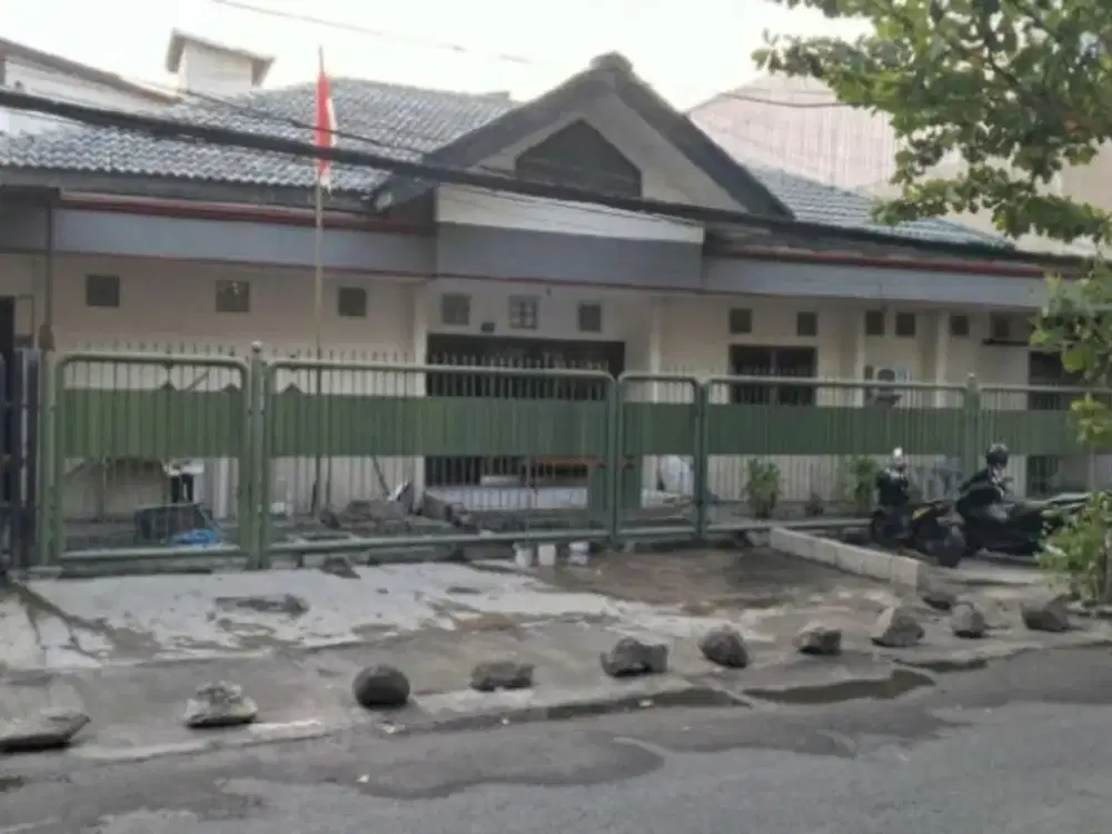 DISEWAKAN RUMAH USAHA KLAMPIS SECOND ROAD BISA UNTUK SEGALA USAHA
