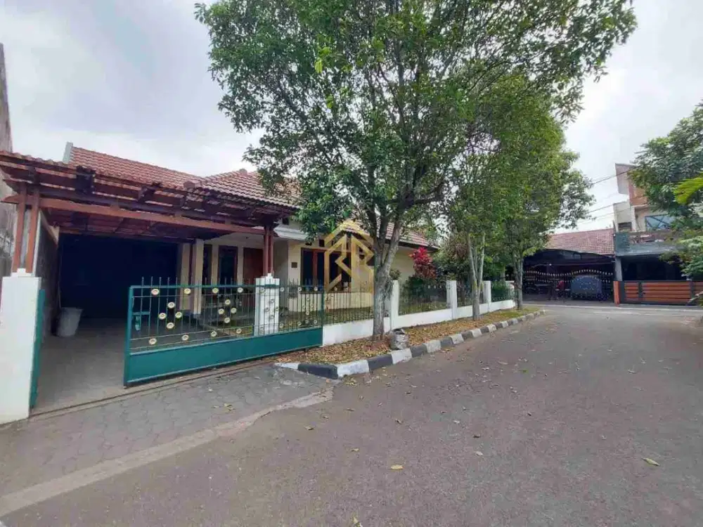 Rumah posisi hook murah strategis di Antapani Kota Bandung
