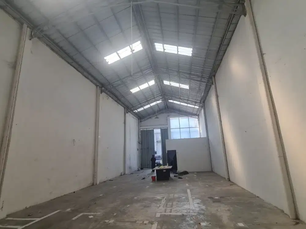 Disewakan Cepat Gudang di Tanjung Pura, Kalideres
