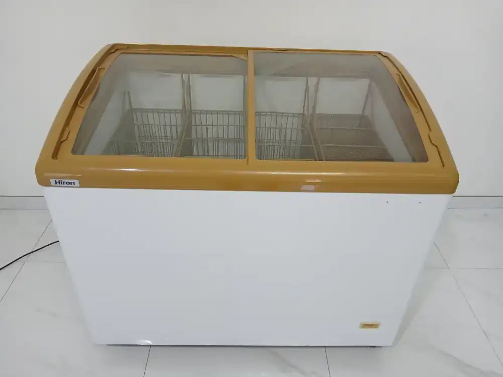 Freezer Sliding Glass / Chest Freezer Hiron 280 Liter no minus murah