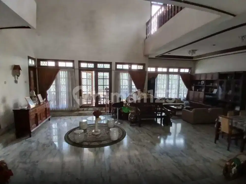 Dijual Rumah Klasik Terawat di Kawasan Nyaman Cirendeu, Lebak Bulus Dekat MRT Lebak Bulus, cirendeu - jakarta selatan
