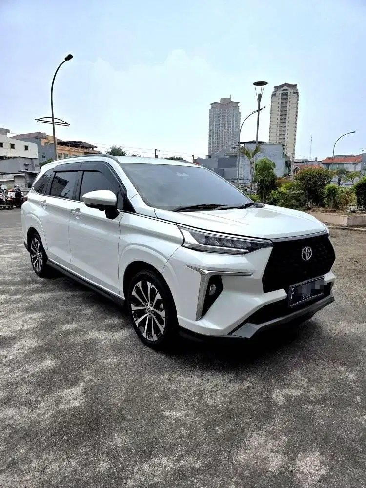Toyota Avanza Veloz Q TSS AT 2022 Putih Low KM 37 Ribu