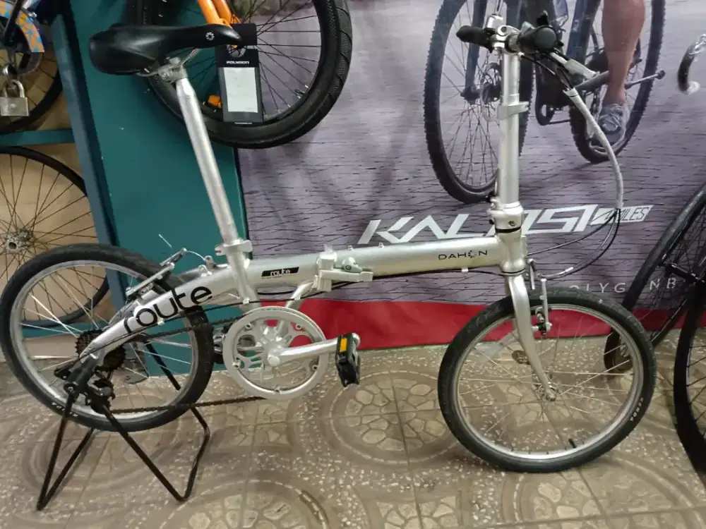Sepeda lipat 20 dahon route thailand