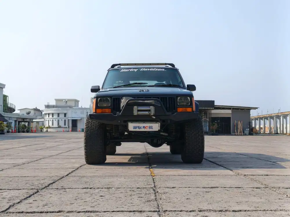 Jeep Cherokee 4.0 Limited 4x4 Matic 1997 Km 102rb Mulus Terawat