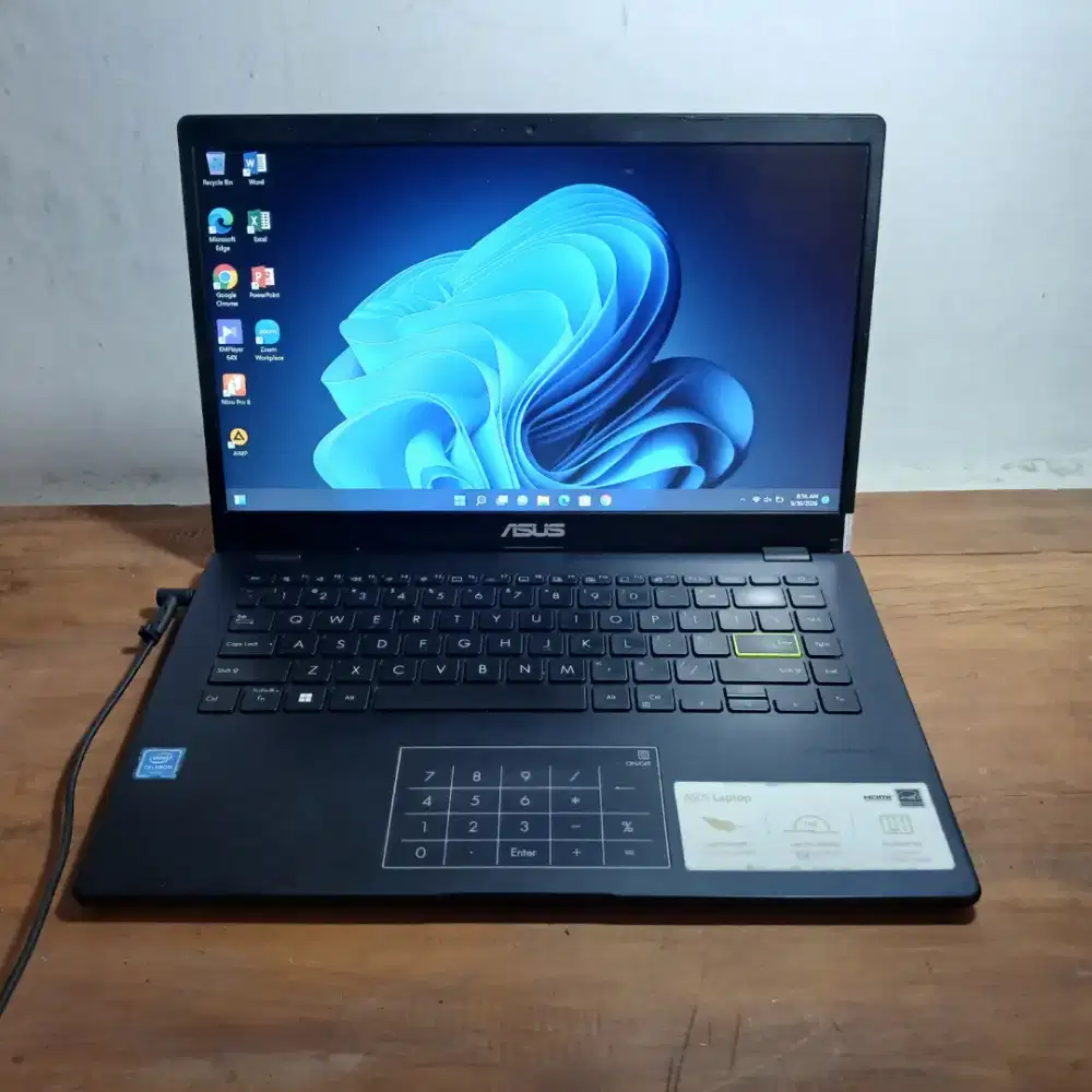 Asus E410M 4GB SSD MULUS SIAP PAKE