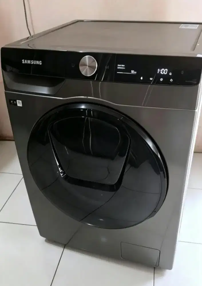 Mesin  cuci x apartmen masih bersih luar dlm masih bgs,merek SAMSUNG