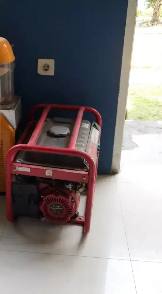 Genset merk.zenh 1200 watt