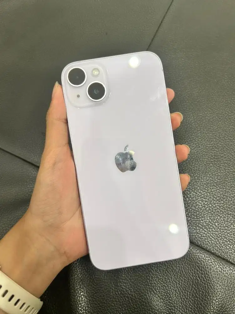 iPhone 14 Plus Ungu