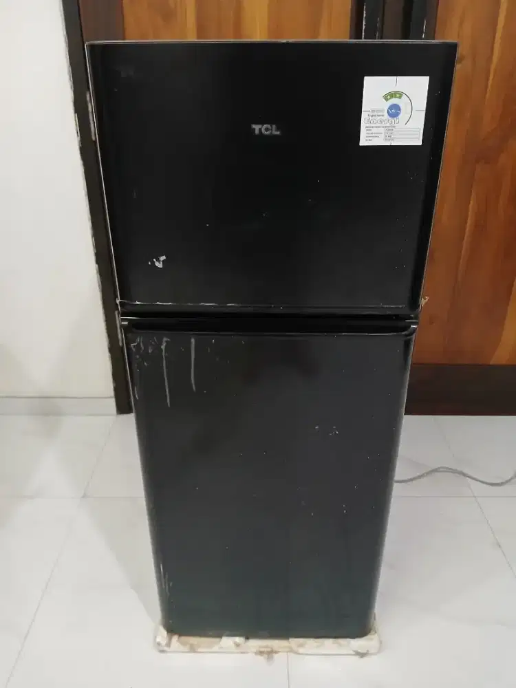 Kulkas 2 Pintu merk TCL murah bandung