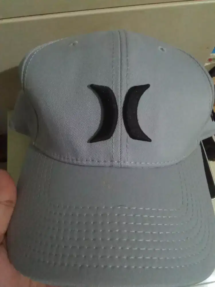 Topi Hurley X New era