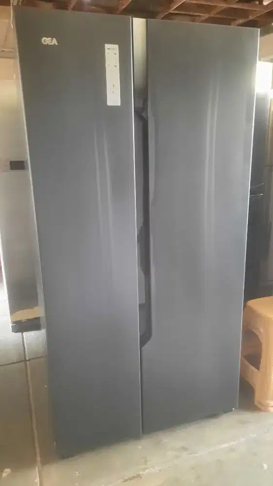 kulkas side by side GEA