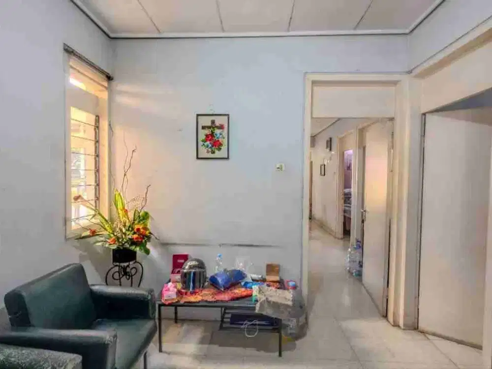 Rumah Lama Strategis di Cisitu Dago Kota Bandung dkt ITB UNPAD