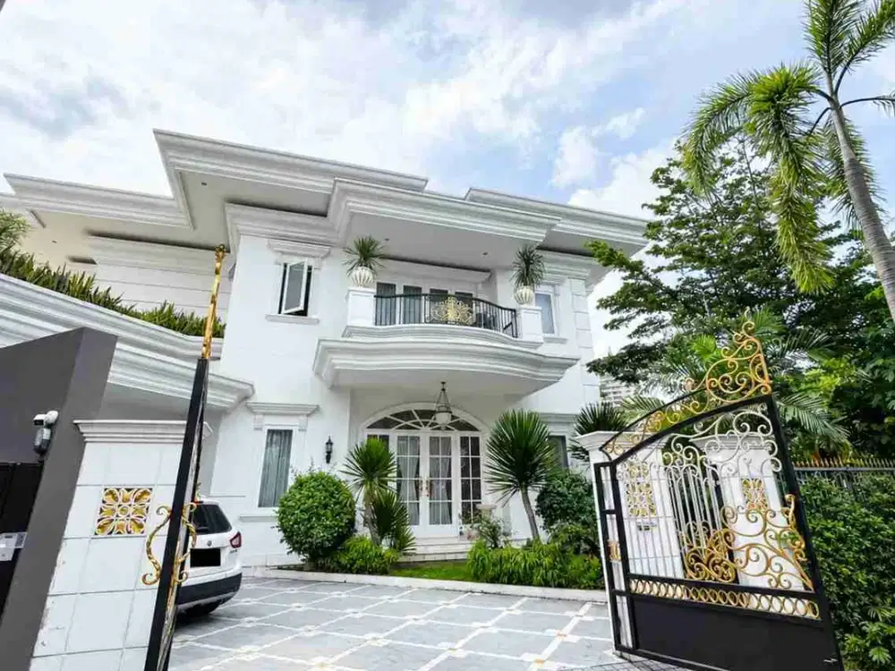 JUAL RUMAH HOEK MEWAH SANUR INDAH BUKIT GADING VILLA KELAPA GADING