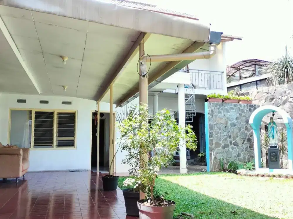 Rumah Belanda Lokasi Strategis Dekat Dengan Citarum Kota Bandung