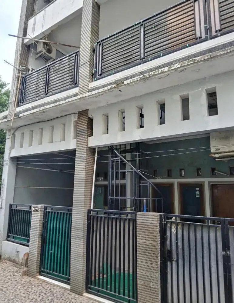 Dijual Rumah kontrakan di Perumnas Klender
