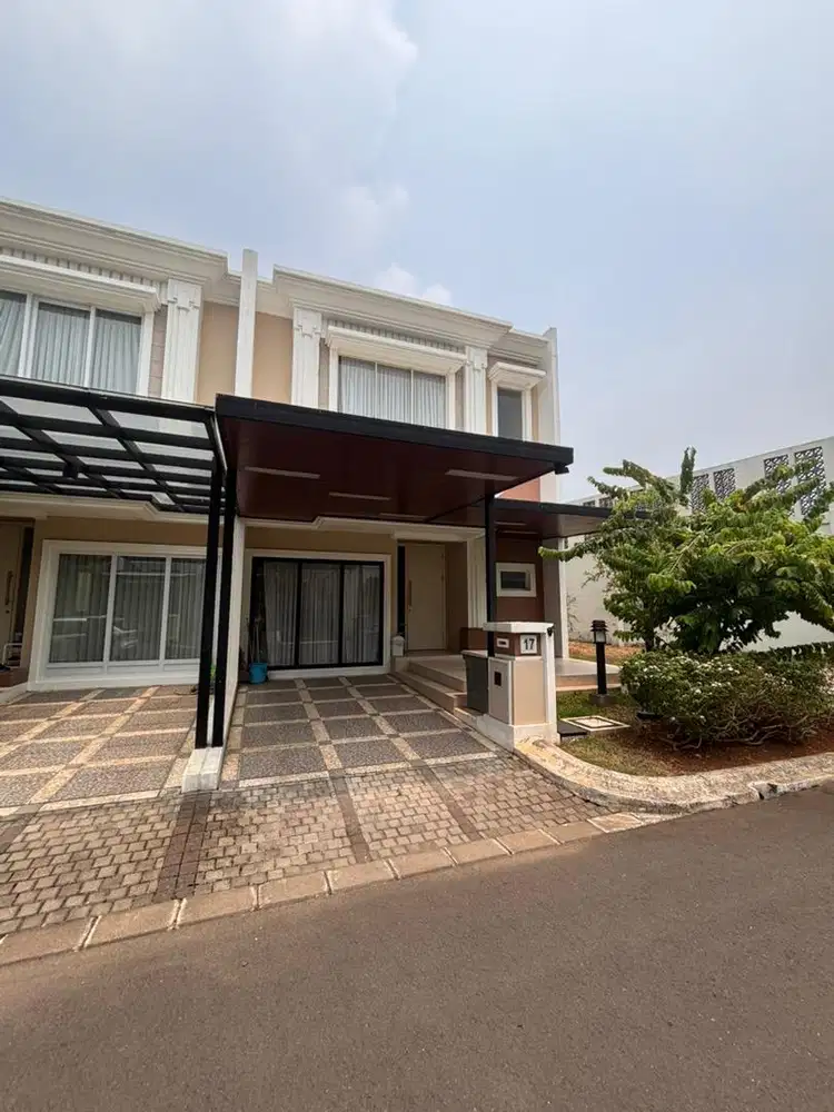 Rumah full renov, full furnished , design interior
