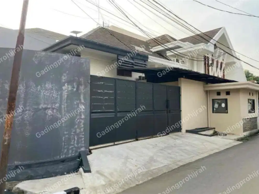 Dijual Rumah Hook Terawat Di Jalan Terusan Jakarta, Antapani
