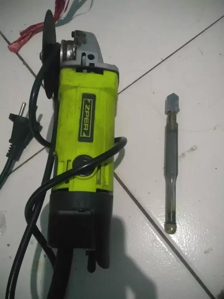 Grinda dan alat potong kaca