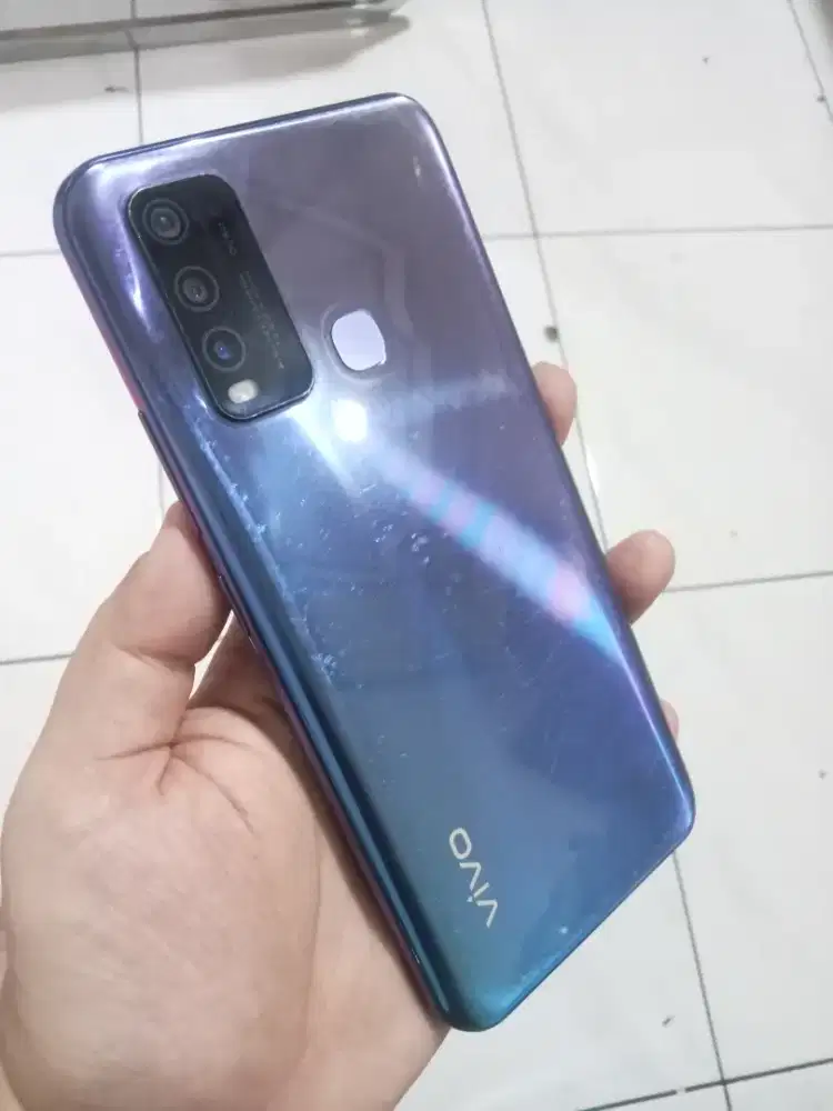Vivo Y50-Finger.Ram 8/128GB.4G.ORI #GOLDEN PONSEL