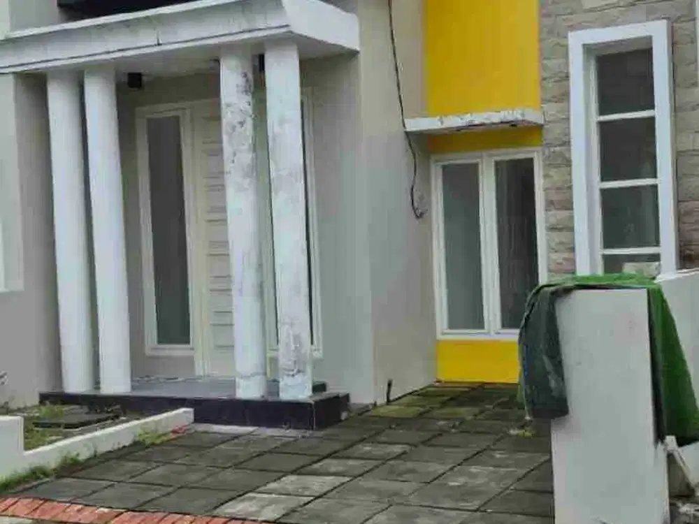 DI JUAL RUMAH 

JLN  : WISATA SEMANGGI N-14
KEL. : WONOREJO
KEC. : RUNGKUT
KAB  : SURABAYA
