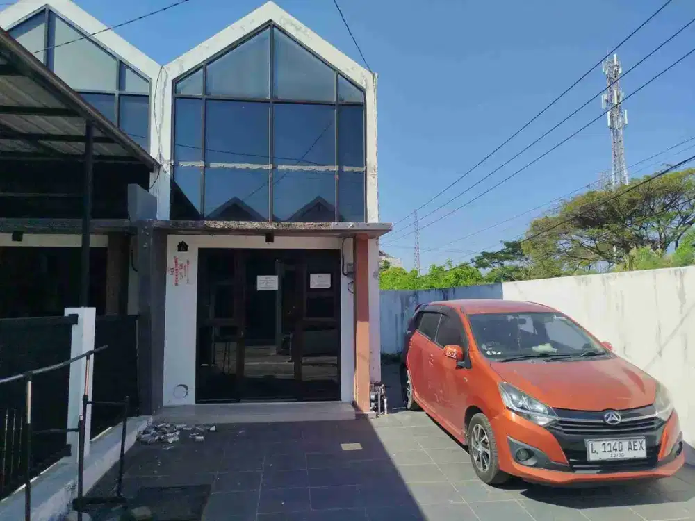 DI JUAL RUMAH 

KEL. : WONOREJO
KEC. : RUNGKUT
KAB  : SURABAYA

LT  55  M²
KT +/-  3
KM +/- 2

Surat :  SHM

Row Mobil 
  
Harga : 395  jt