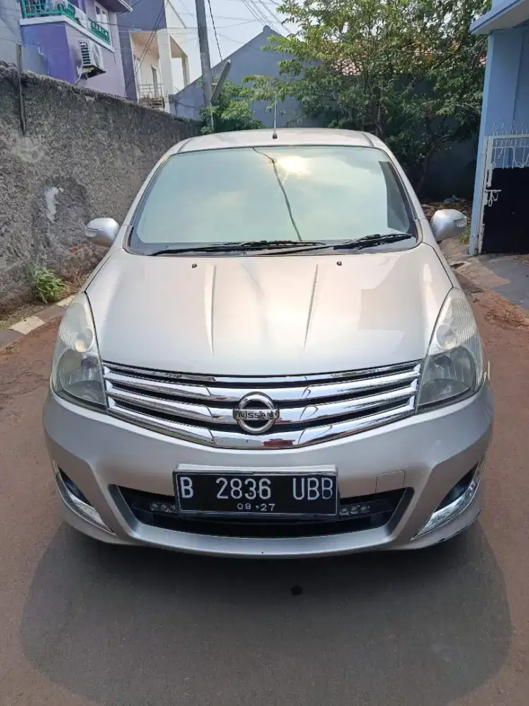 Nissan Grand Livina 2012 Ulti Istimewa
