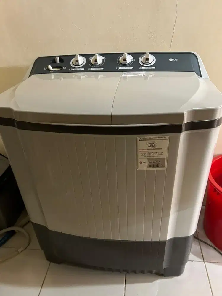 Mesin cuci 2 tabung