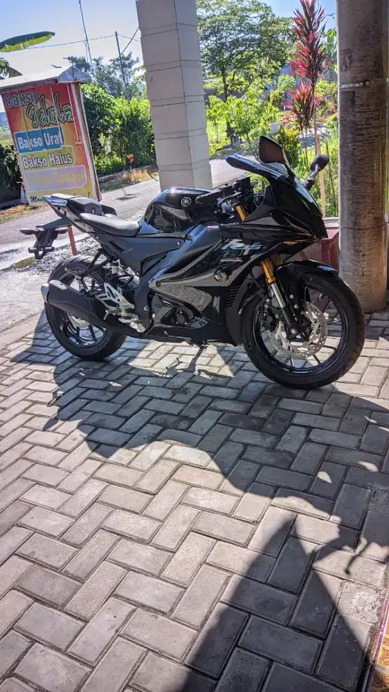 Dijual motor Yamaha R15 v4 Tahun 2023