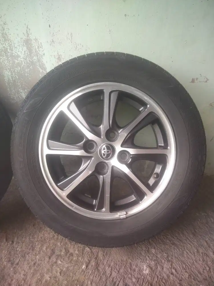 Velg bawaan calya bonus ban