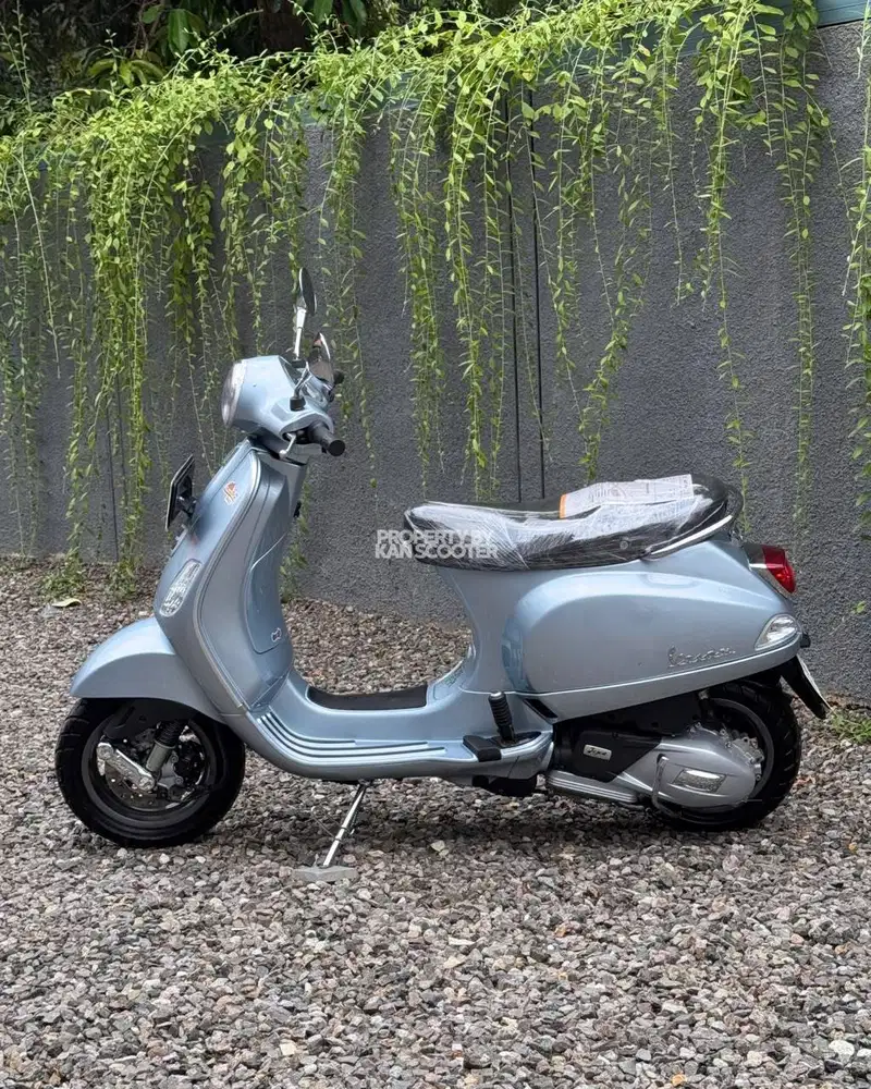 VESPA LX 125 iGET FACELIFT 2022 BERGARANSI