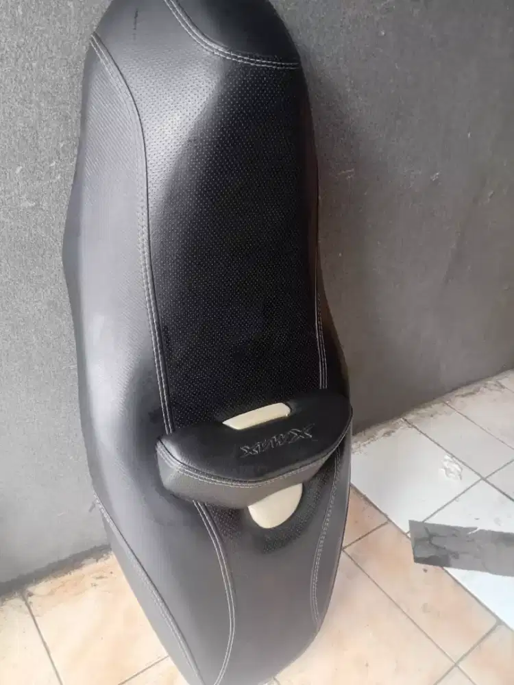 Jok yamaha xmax 2019 jual cepat