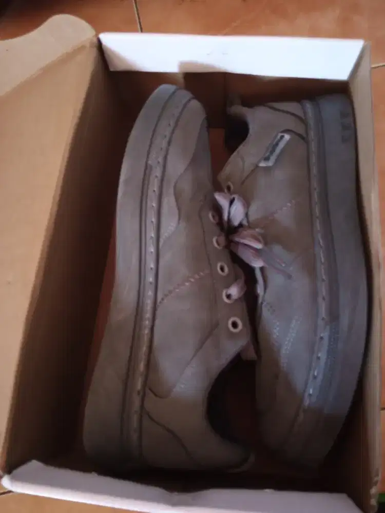 Sepatu Baru kepake sekali(Like New)