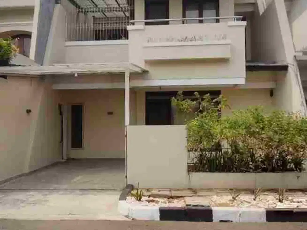 Rumah Nyaman Siap Huni di Permata Buana, Jakarta Barat