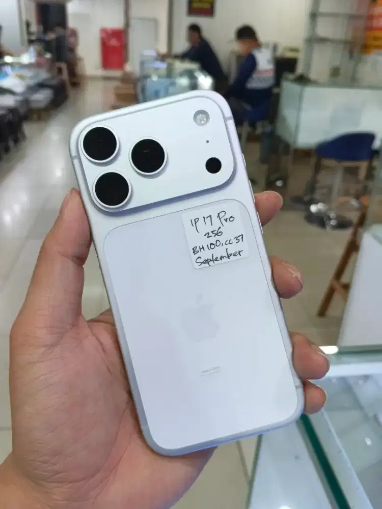 iPhone 17 Pro 256 GB iBox