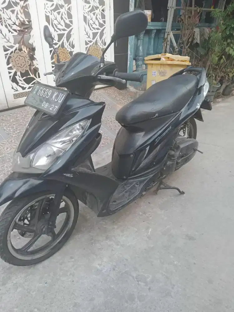Suzuki Skydrive 2009 ss lengkap mesin bagus plat Bekasi Kota