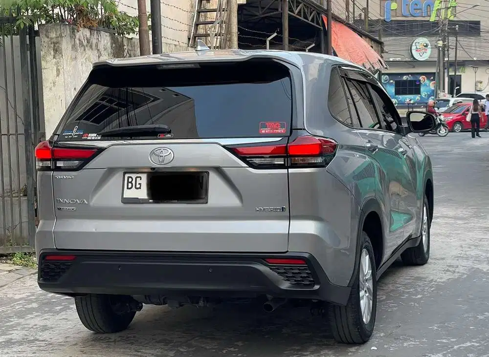 Toyota Kijang Innova 2023 Hybrid