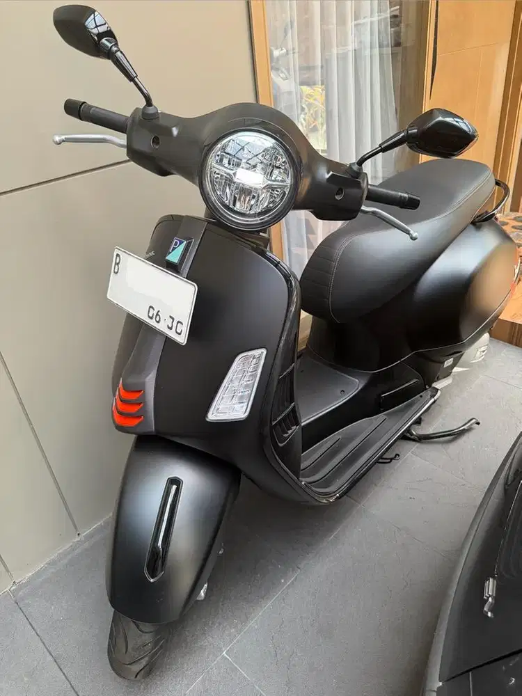 Vespa GTS Super Sport 2025