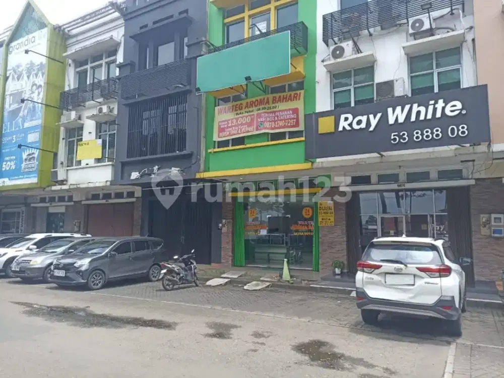 Ruko Didepan Jalan Utama BSD Row Jalan dan Parkir Luas Lokasi Premium
