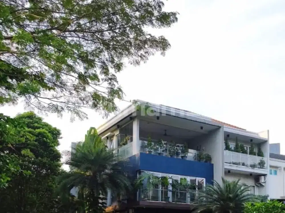 Rumah Mewah Tropical Modern Posis Huk View Alam Delatinos BSD