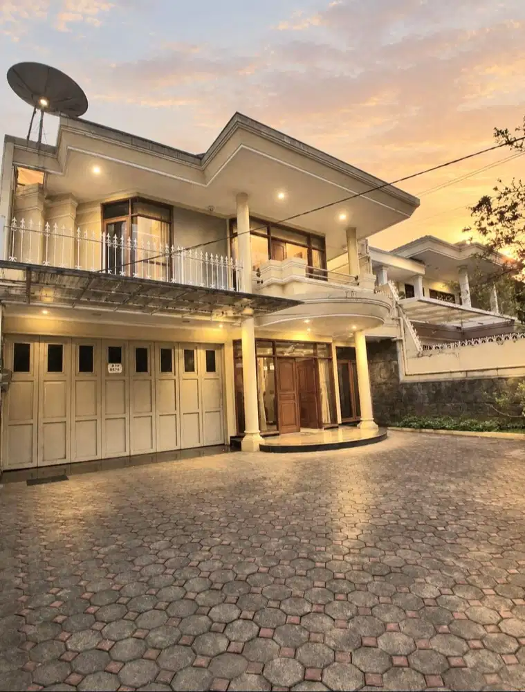 Dijual Rumah di Setrasari Indah Bandung Siap Huni