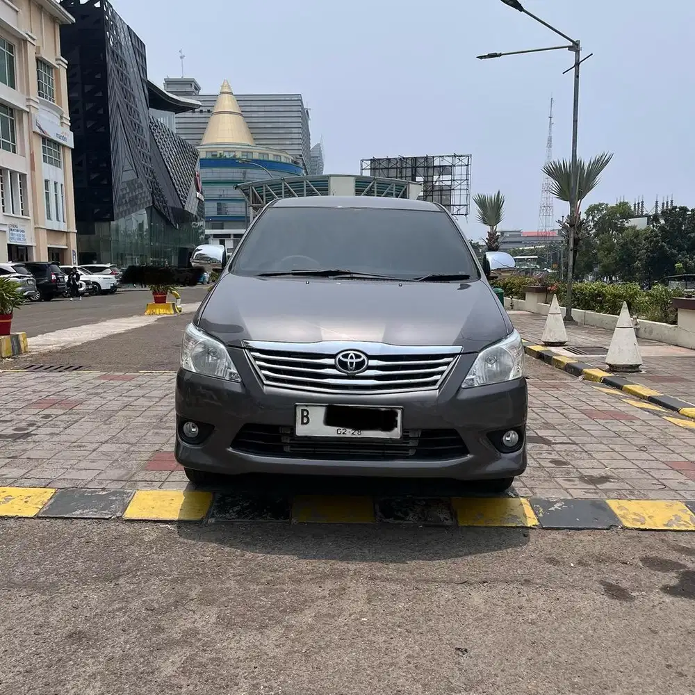 Toyota Innova G 2.5 Diesel 2012 Abu Abu