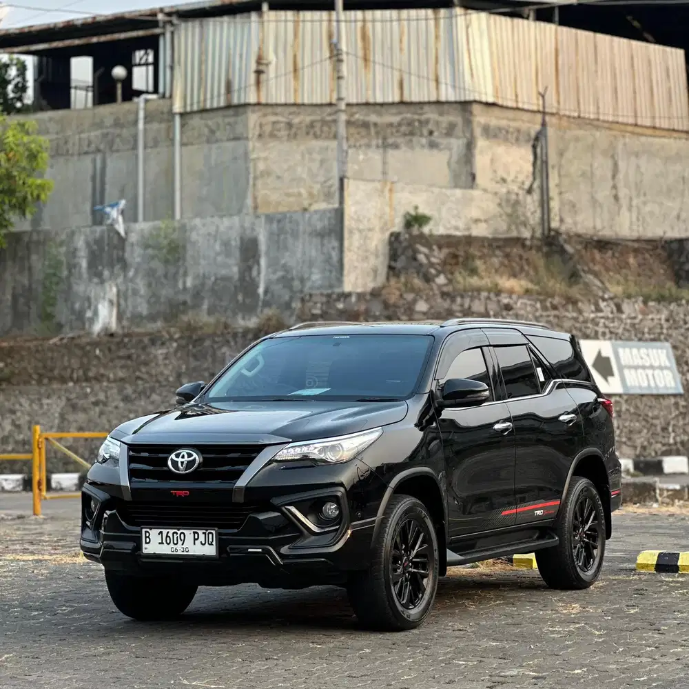 (King Mobilindo) Fortuner VRZ TRD 2020 Kondisi TOP