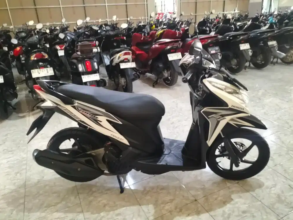 Honda Vario 125 old/kzr murah dan berkualitas