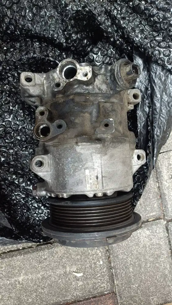 Kompressor Kondensor dan Evapurator Camry XV40